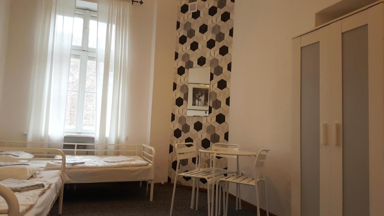 Hostel Witt Warschau Buitenkant foto