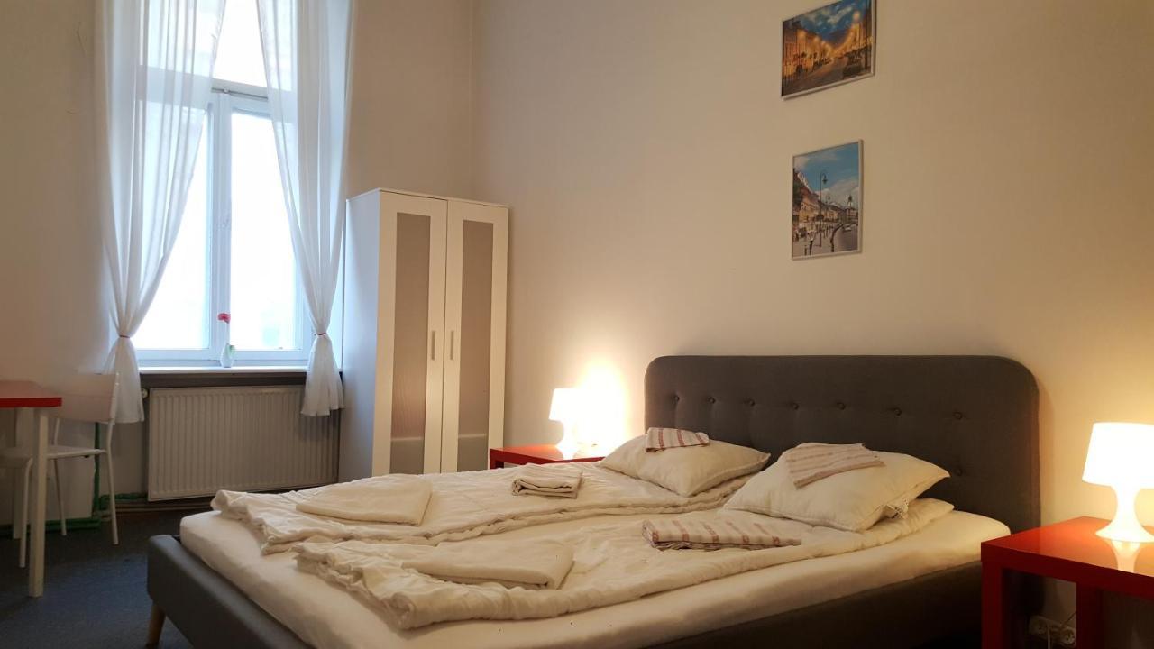 Hostel Witt Warschau Buitenkant foto