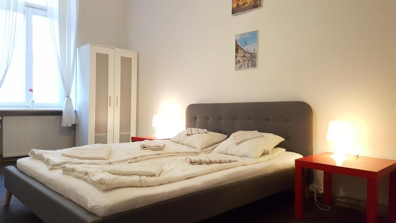 Hostel Witt Warschau Buitenkant foto